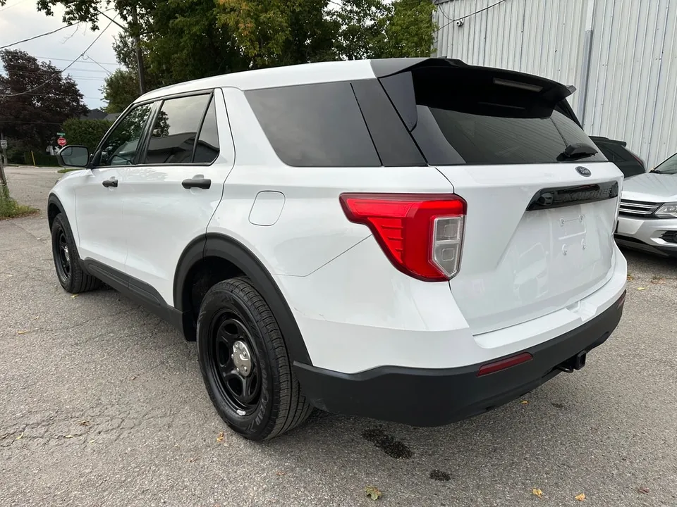 Ford Explorer 2020 photo 3
