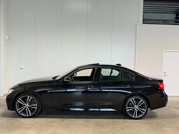 BMW 330I 2016 photo 5