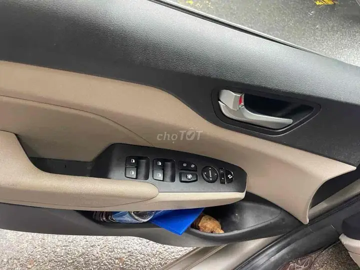 Hyundai Accent 2019 photo 5