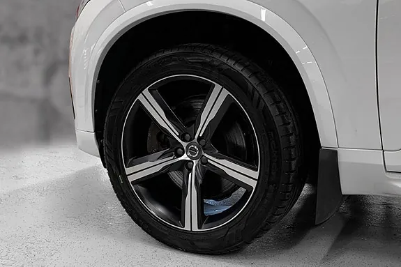 Volvo Xc90 2018 photo 2