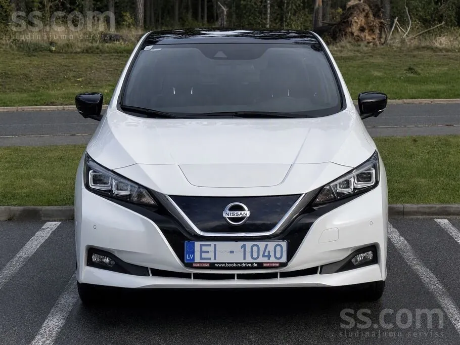 Nissan Leaf 2019 photo 2
