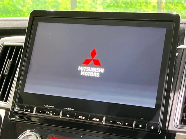 Mitsubishi Delica D:5 2019 photo 3