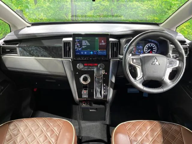 Mitsubishi Delica D:5 2019 photo 2