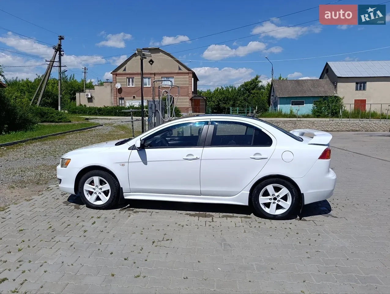Mitsubishi Lancer