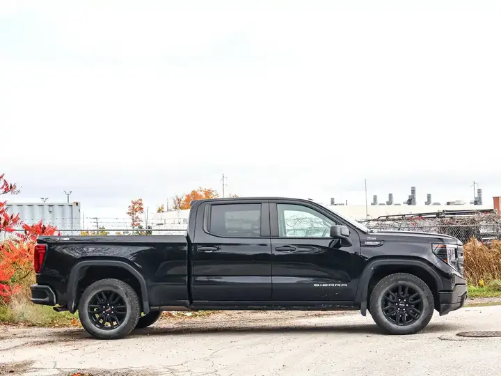 GMC Sierra 1500 2024 photo 3