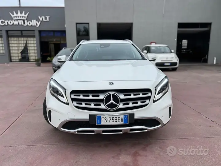 Mercedes-Benz Gla 2018 photo 2