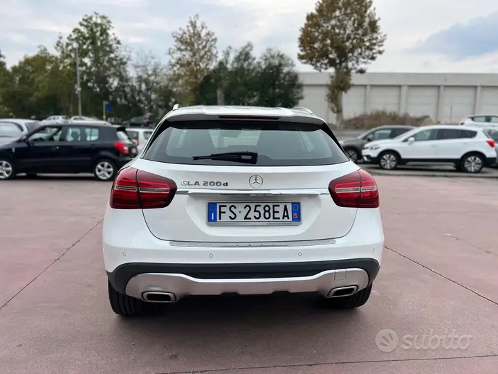 Mercedes-Benz Gla 2018 photo 5