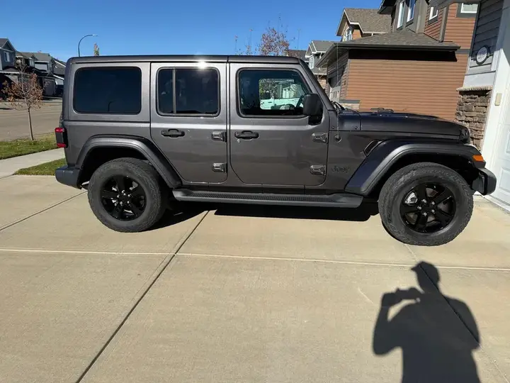 Jeep Wrangler Unlimited 2021 photo 3