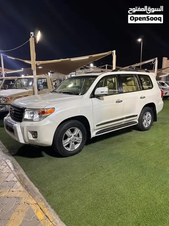 Toyota Land Cruiser Gxr 2012 photo 2