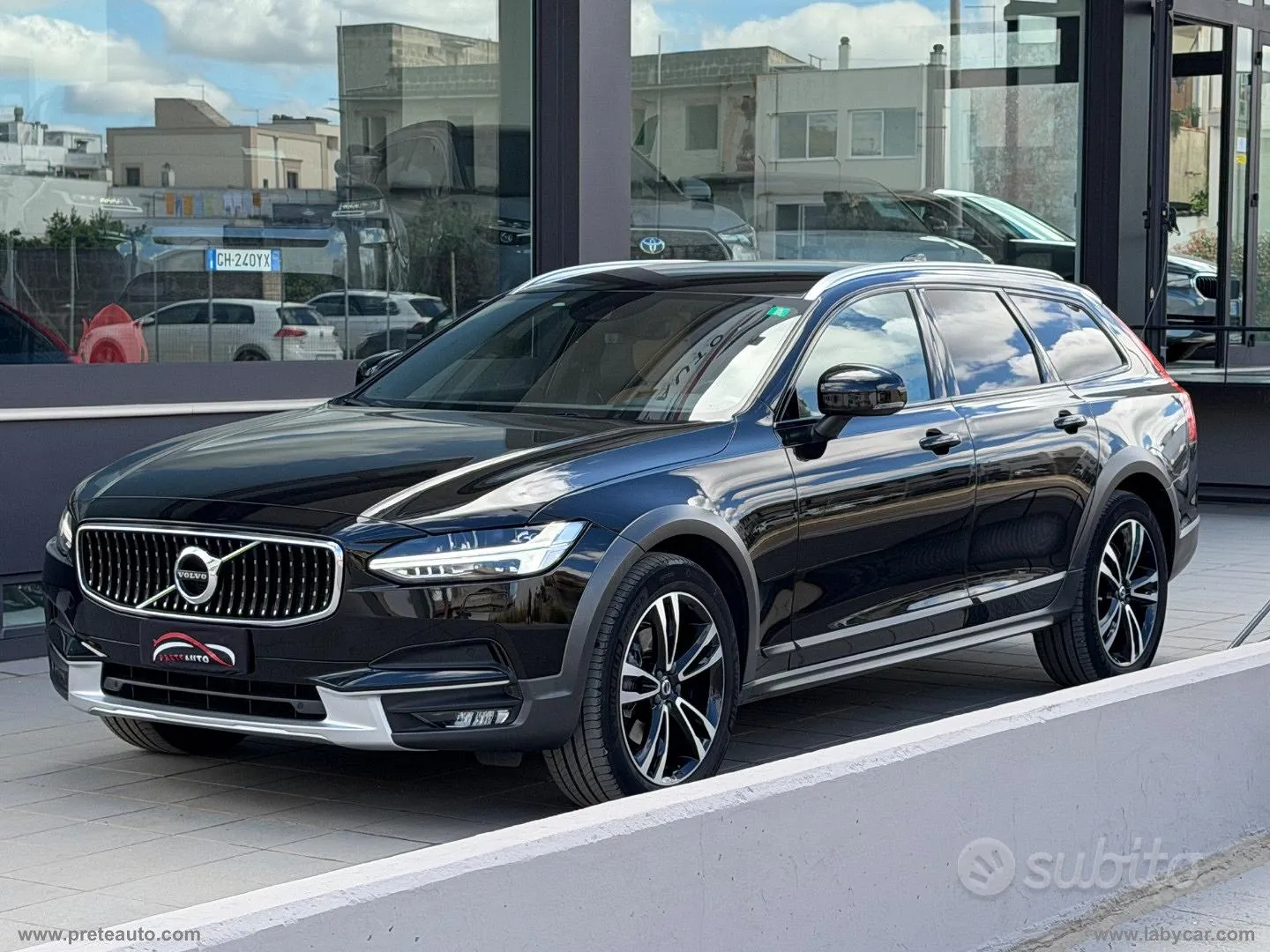 Volvo V90