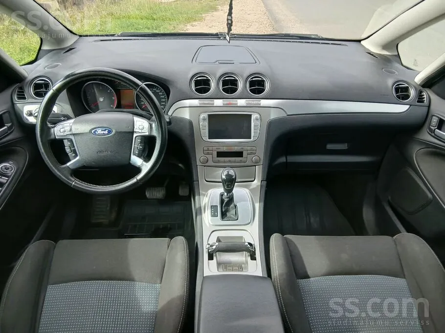 Ford S-Max 2010 photo 5