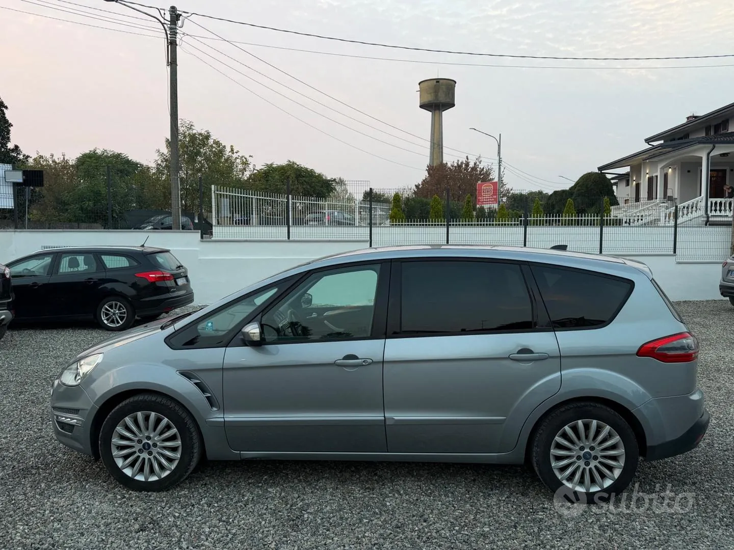 Ford S-Max 2014 photo 2