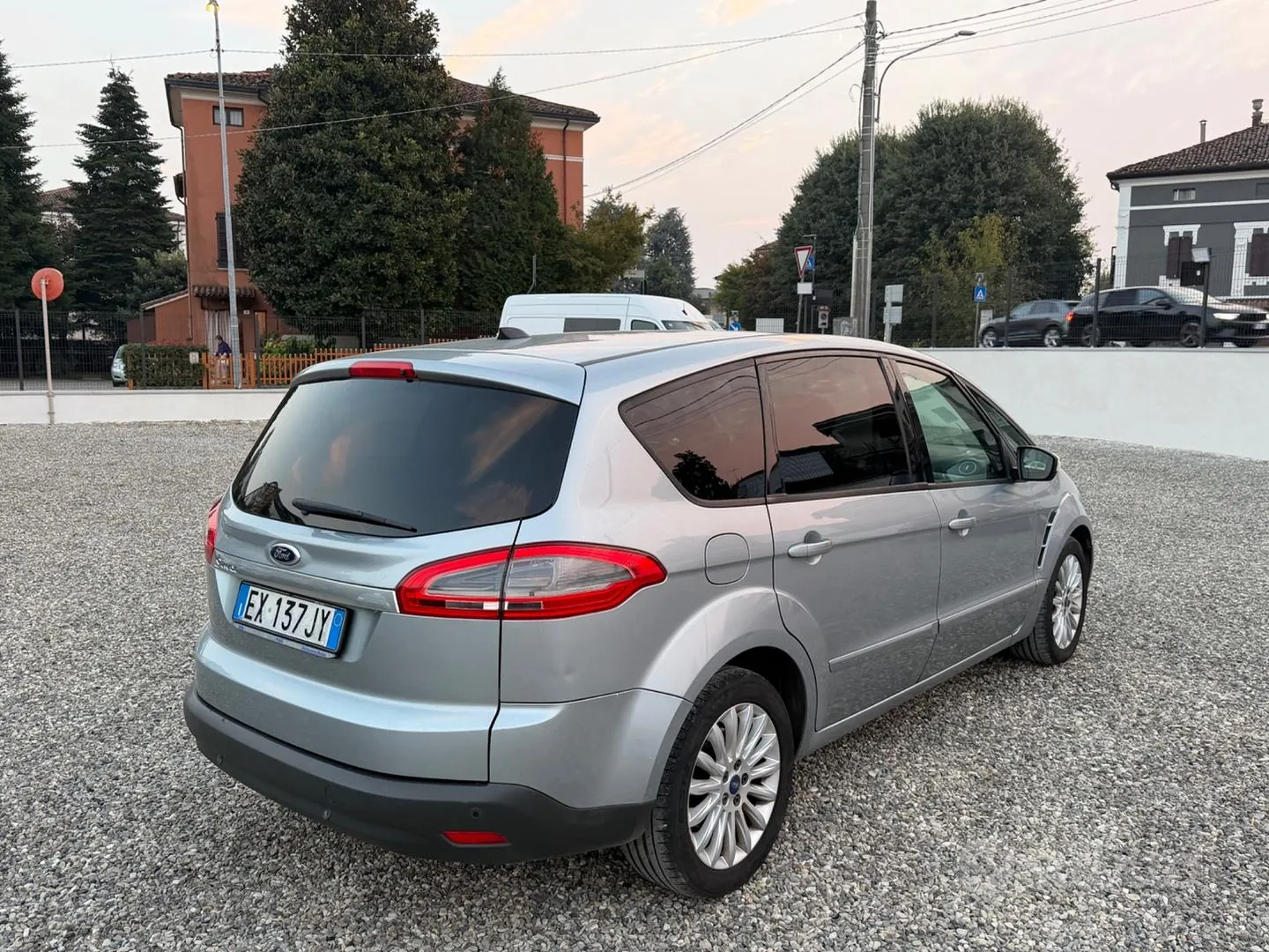 Ford S-Max 2014 photo 5