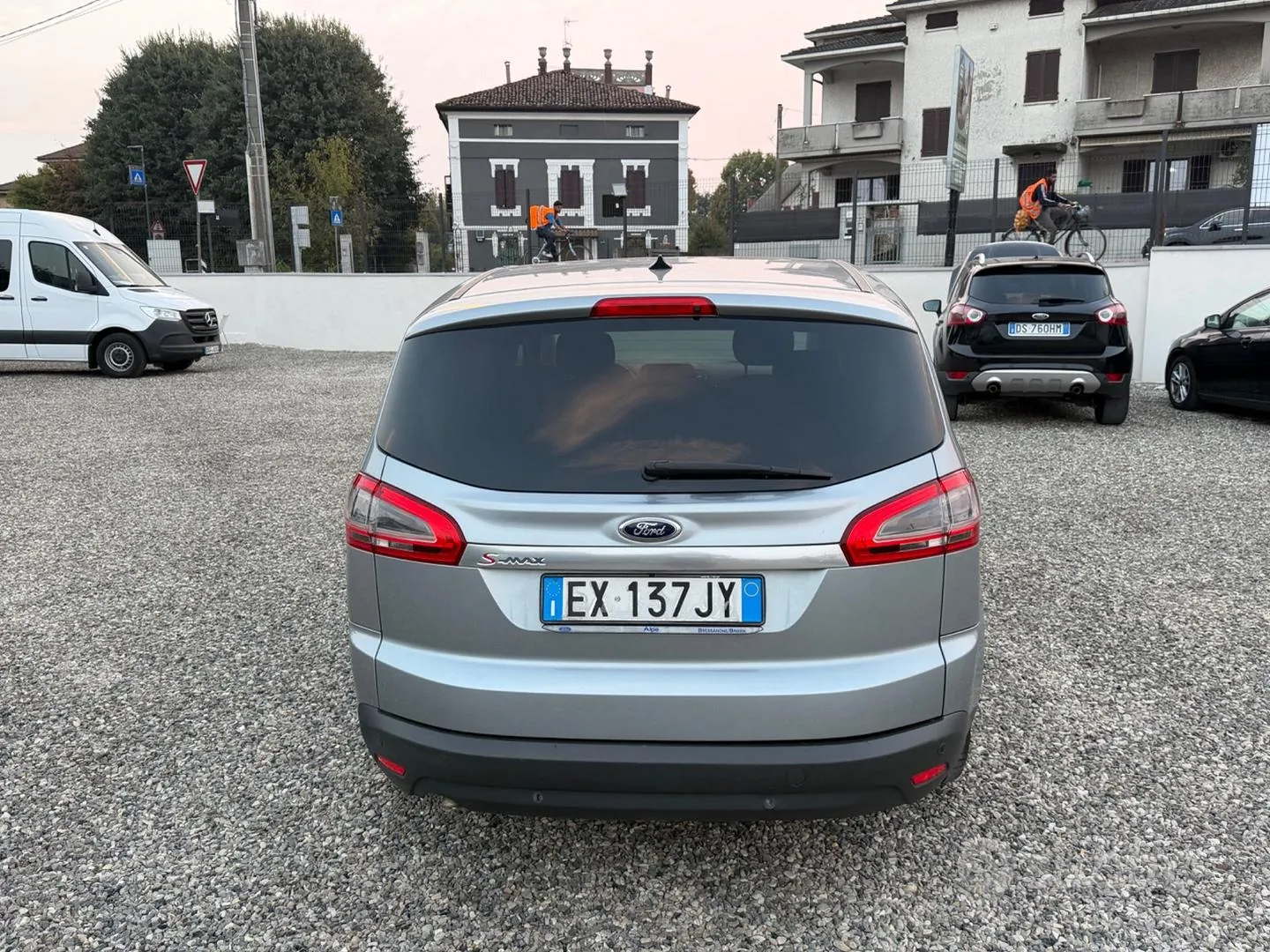 Ford S-Max 2014 photo 4
