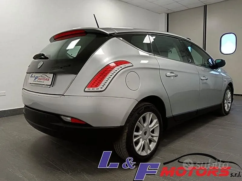 Lancia Delta 2009 photo 5