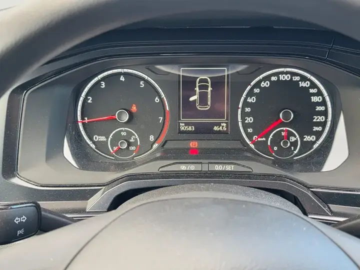 Volkswagen Polo 2018 photo 3
