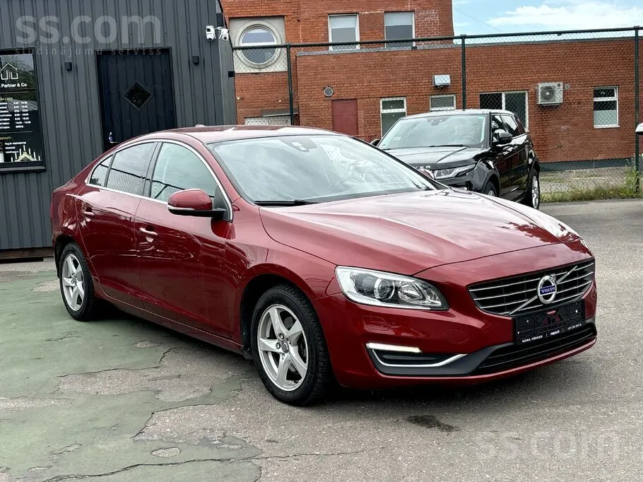 Volvo S60 2015 photo 3