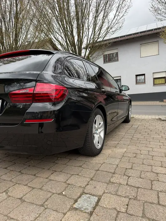BMW 5 Series 2015 photo 3