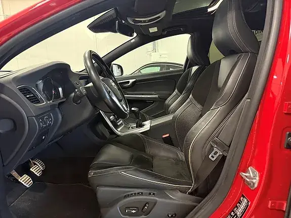 Volvo V60 2016 photo 4