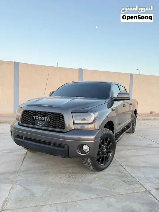Toyota Tundra 2012 photo 2