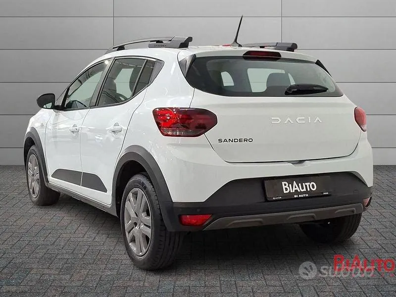 Dacia Sandero Stepway 2023 photo 4