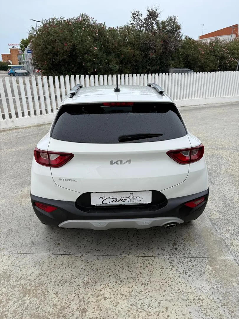 Kia Stonic 2023 photo 5