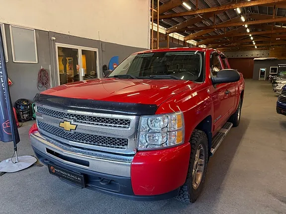 Chevrolet Silverado 2500 2010 photo 2