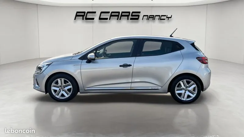 Renault Clio 2021 photo 2