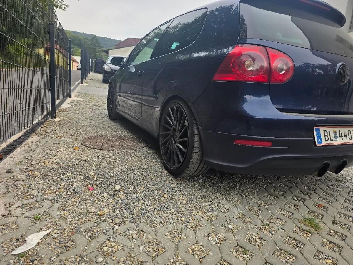 Volkswagen Golf 2008 photo 2