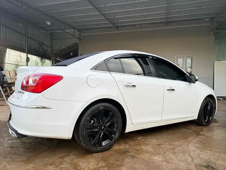 Chevrolet Cruze 2018 photo 3