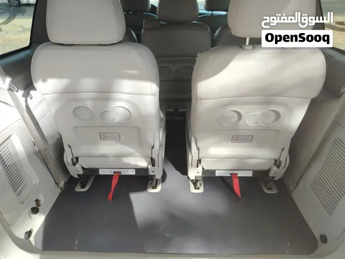 Hyundai Trajet 2006 photo 2