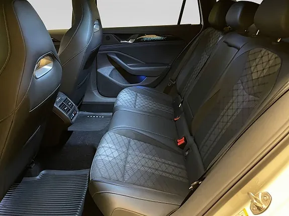 Volkswagen Passat 2026 photo 5