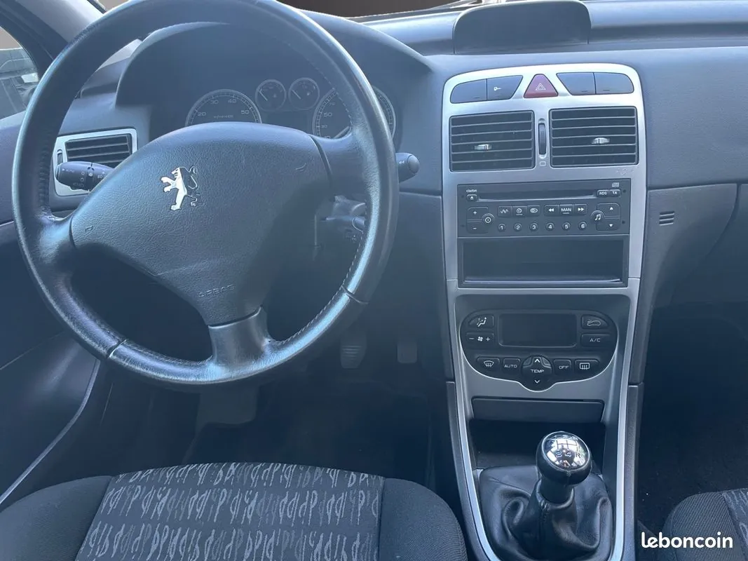 Peugeot 307 2003 photo 3