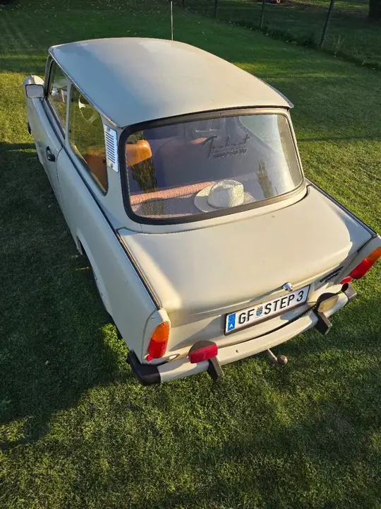 Trabant 601 1986 photo 3
