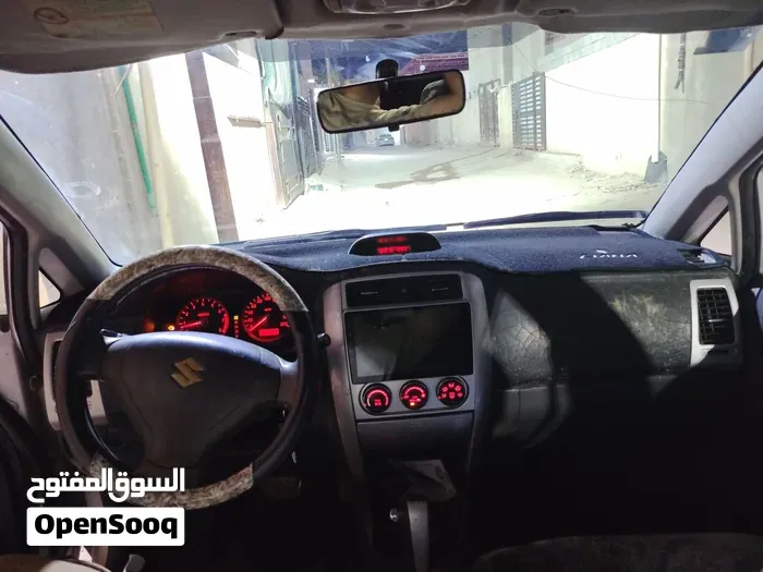 Suzuki Liana 2005 photo 3