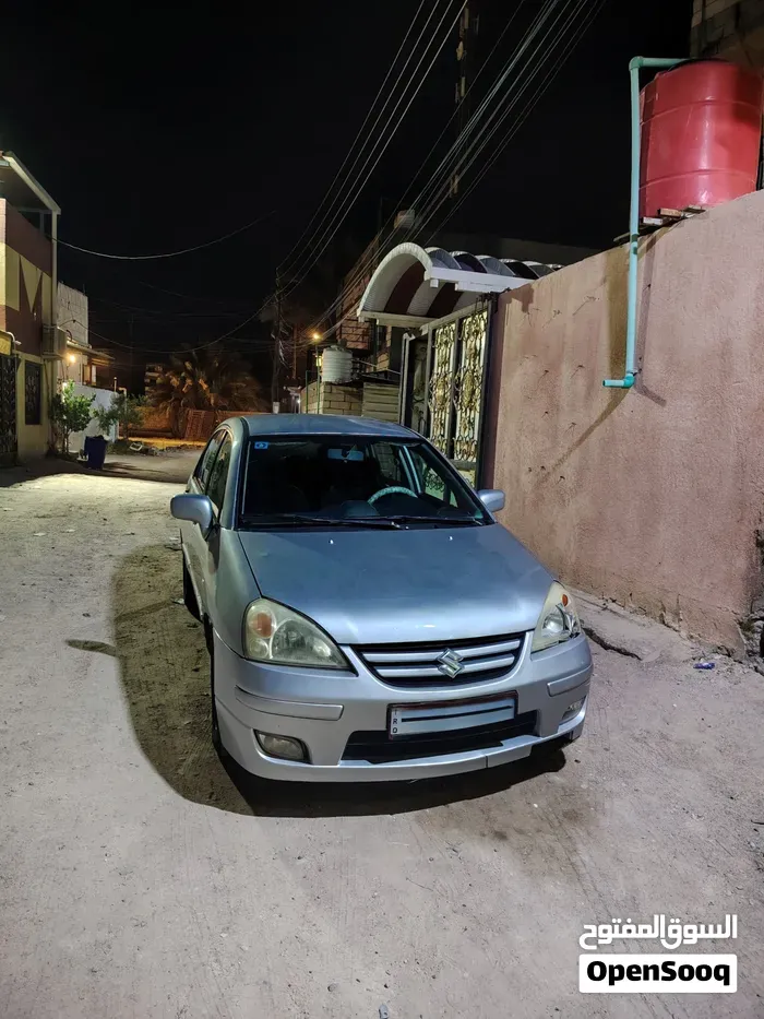 Suzuki Liana 2005 photo 2