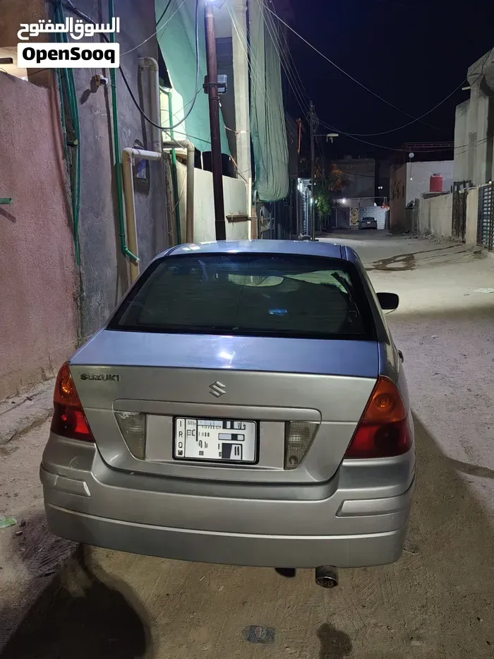 Suzuki Liana