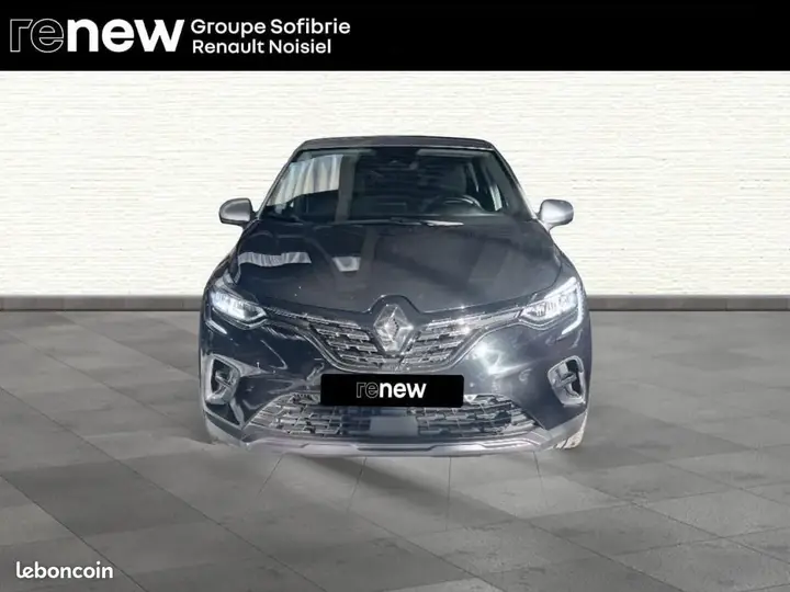 Renault Captur 2021 photo 2