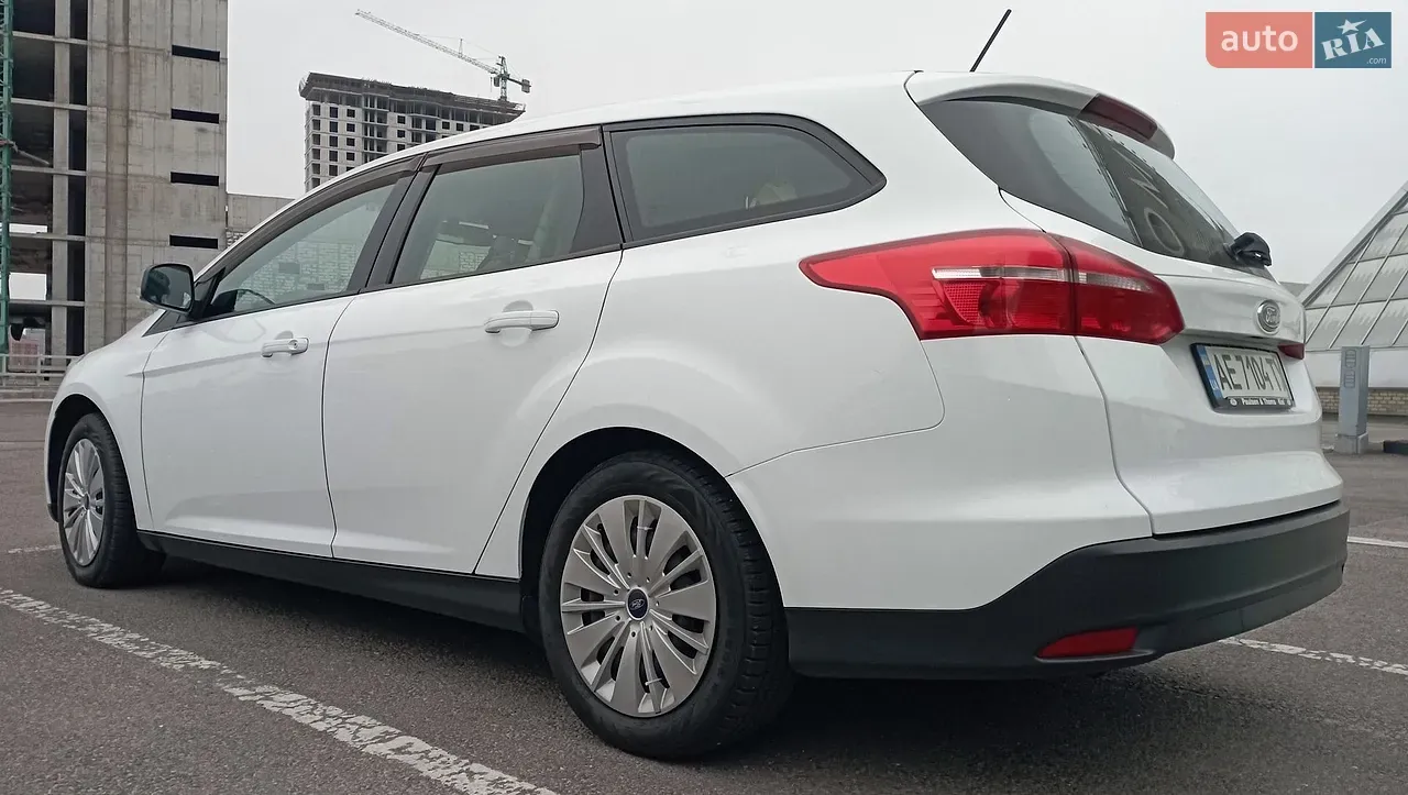 Ford Focus 2018 photo 4