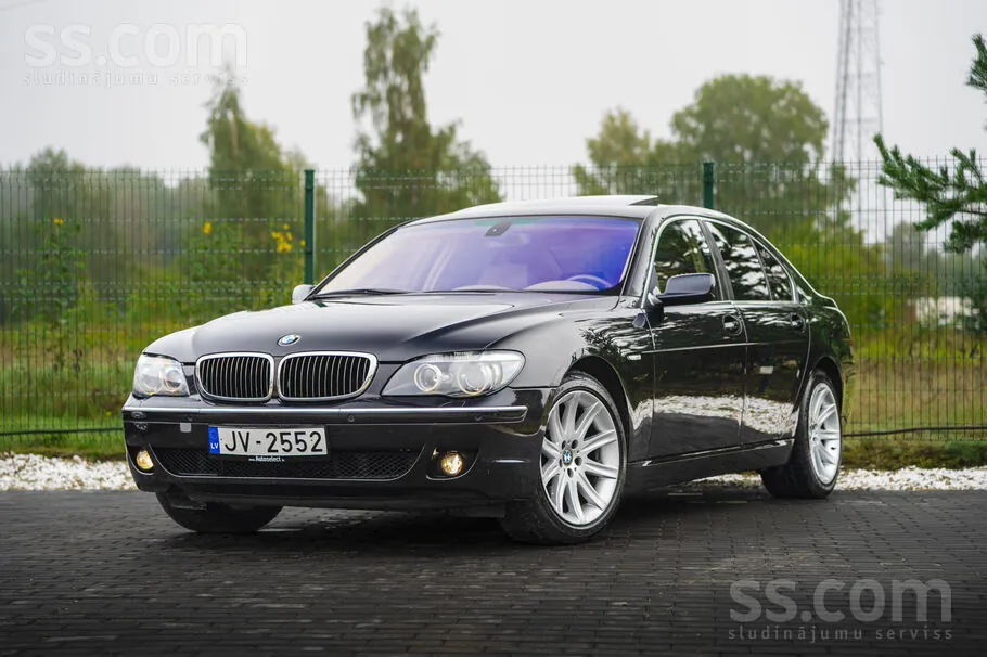 BMW 730