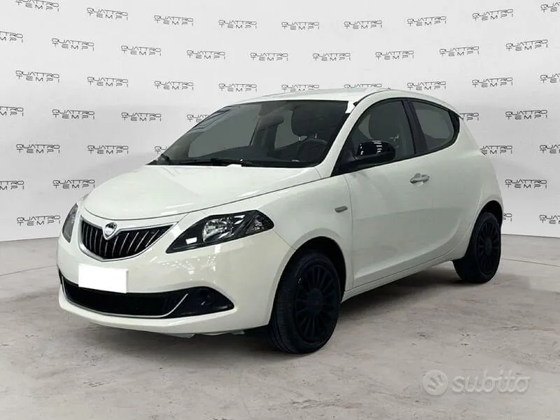 Lancia Ypsilon 2022 photo 3