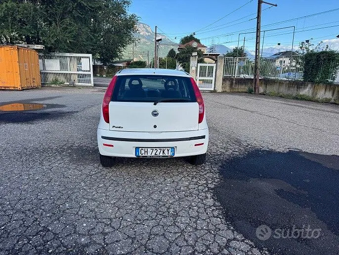 Fiat Punto 2004 photo 5