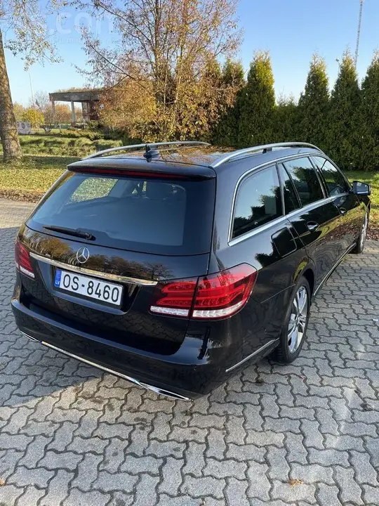 Mercedes-Benz E220 2016 photo 3