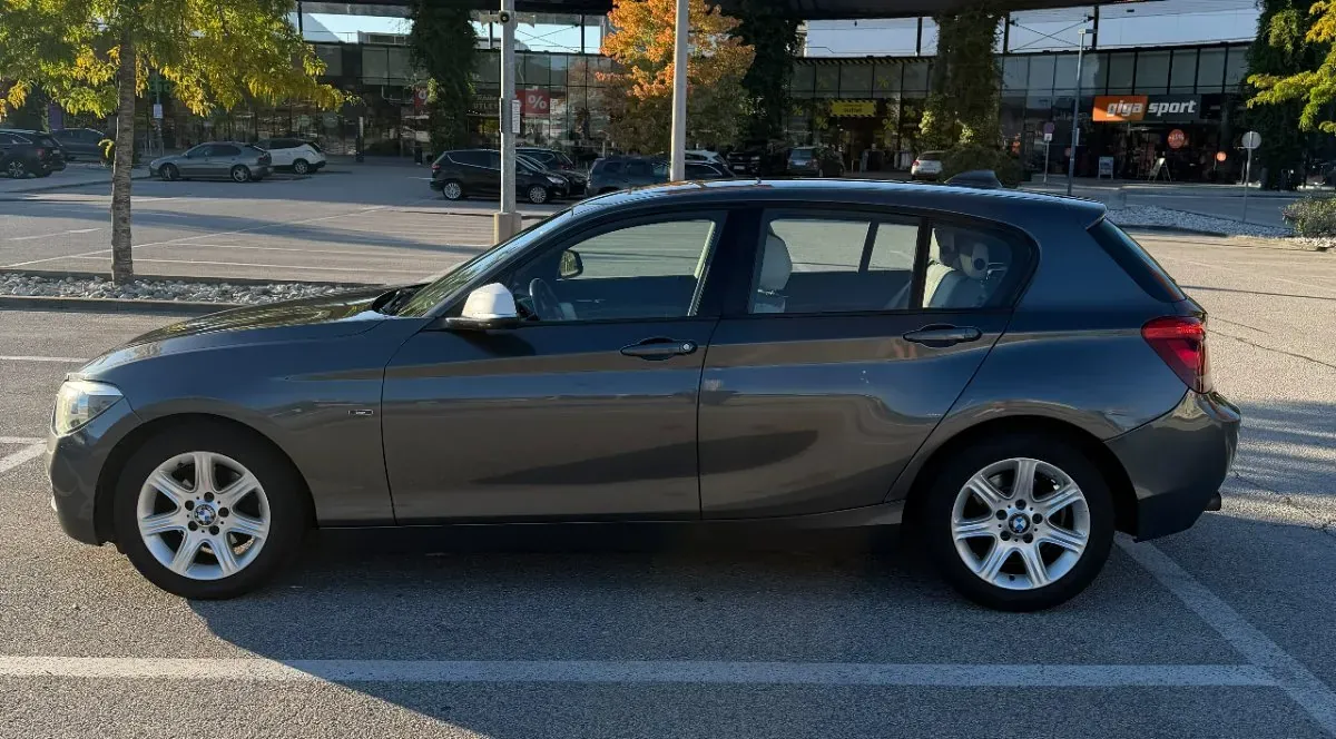 BMW 1 Series 2012 photo 3