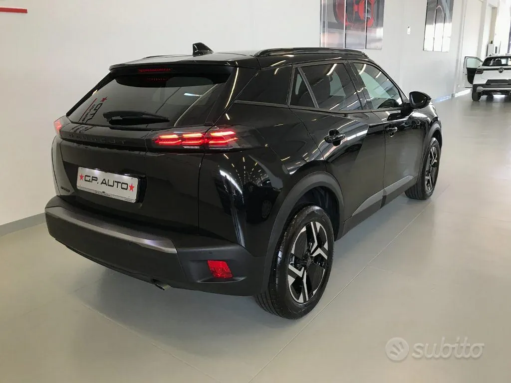 Peugeot 2008 2024 photo 4
