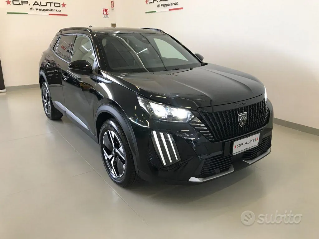 Peugeot 2008 2024 photo 3