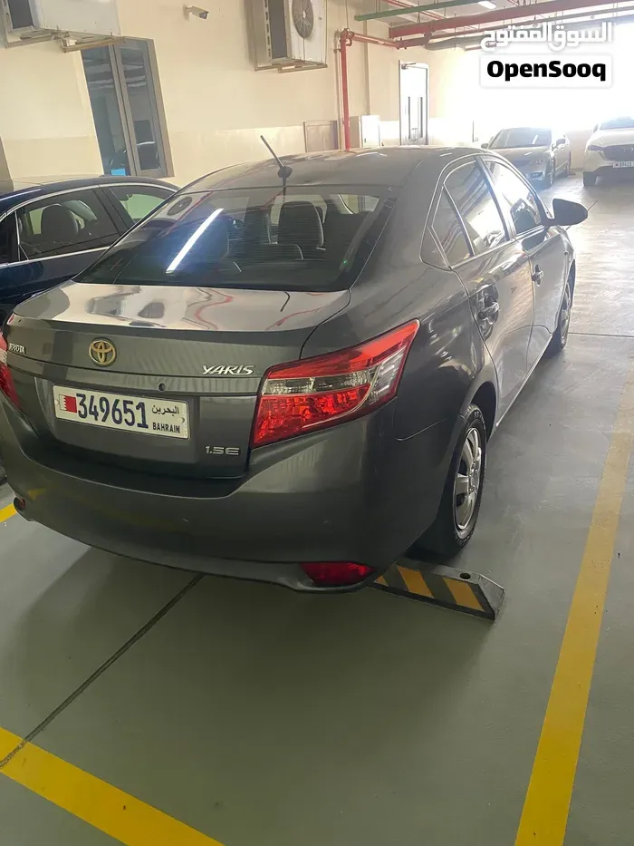 Toyota Yaris 2015 photo 2