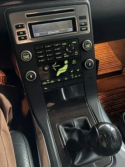Volvo V70 2011 photo 4