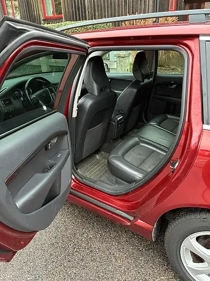 Volvo V70 2011 photo 5