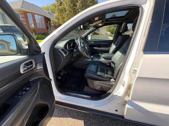 Jeep Grand Cherokee 2015 photo 3